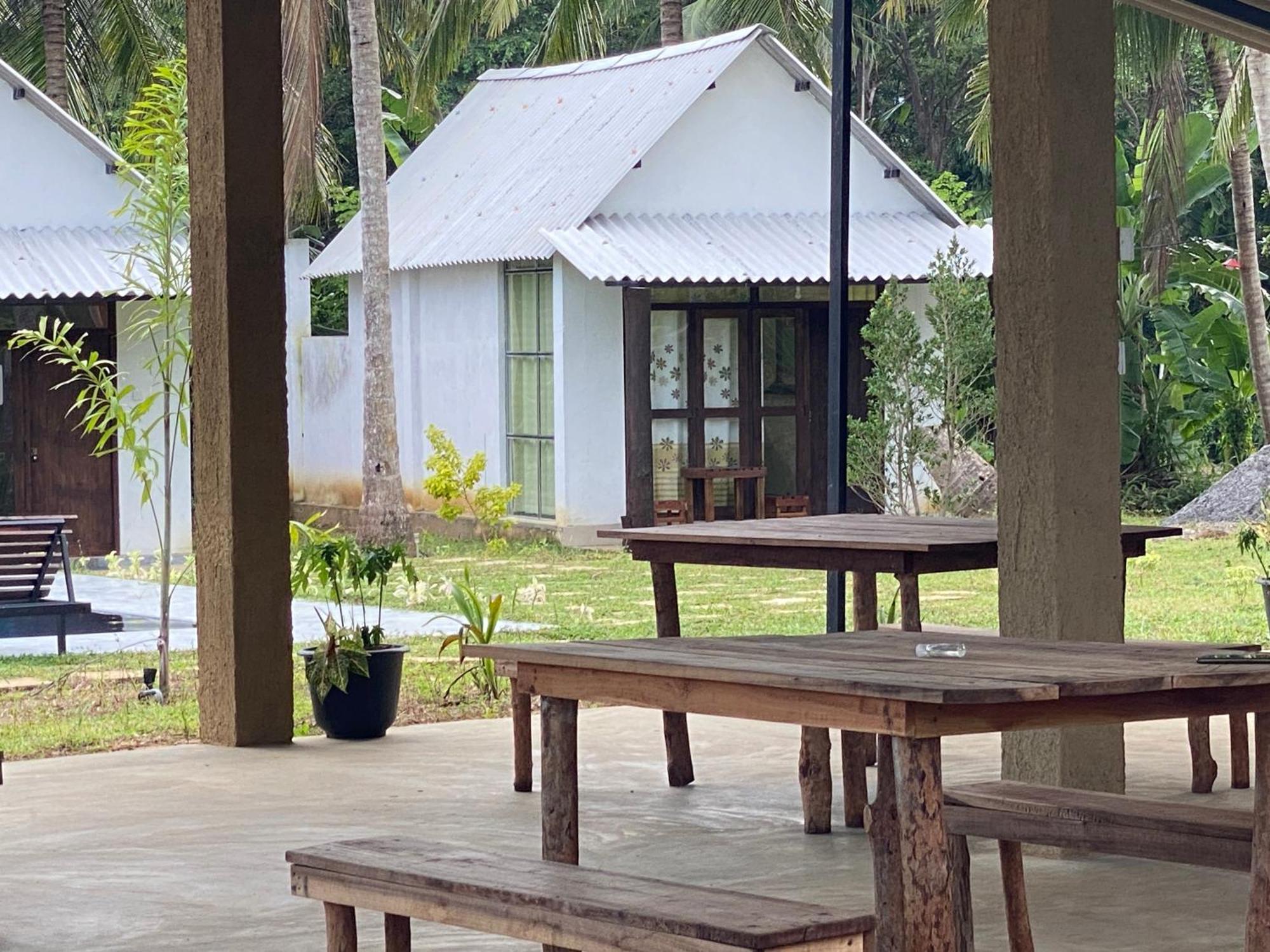 Paramount Safari Cottage Udawalawe Esterno foto